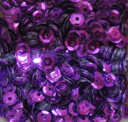 Sequins 5mm purple