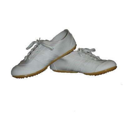 Instep twirlingshoes white